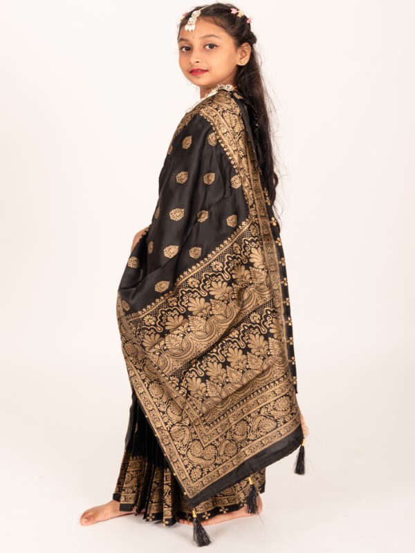Elegant Black Japani Silk Kids Ready Saree (2)