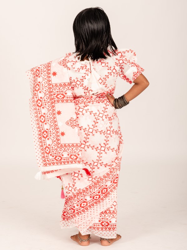 Red & White Half Silk Block Print Kids Ready Saree (7)