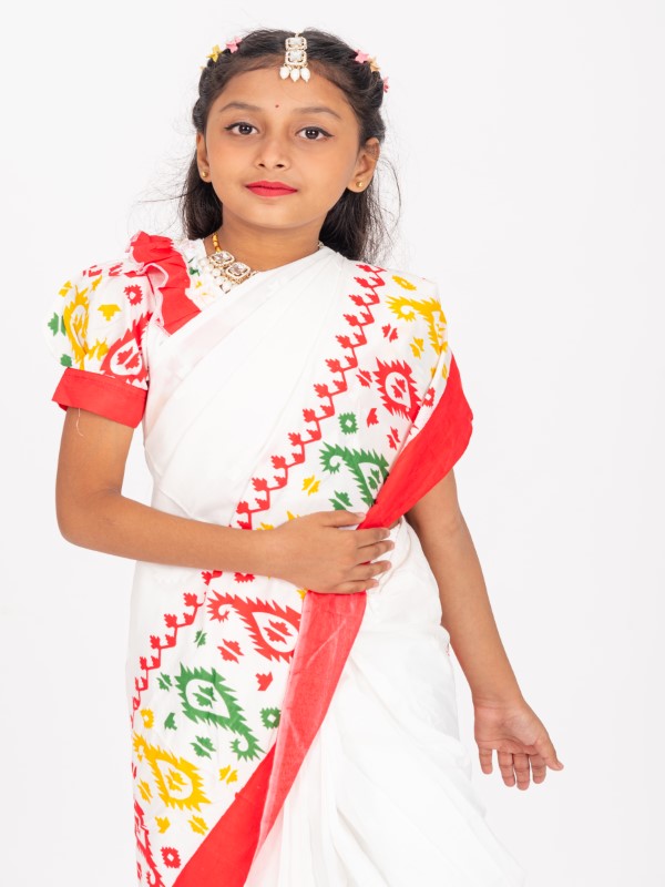 White Half Silk Block Print Kids Ready Saree (5)